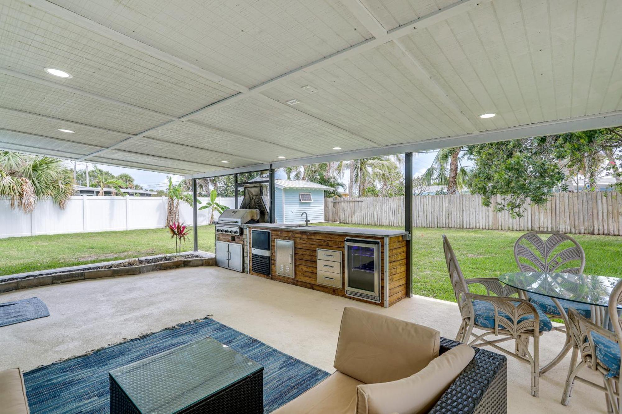 Pet-Friendly Cocoa Beach Home Walk To Beach! Eksteriør bilde