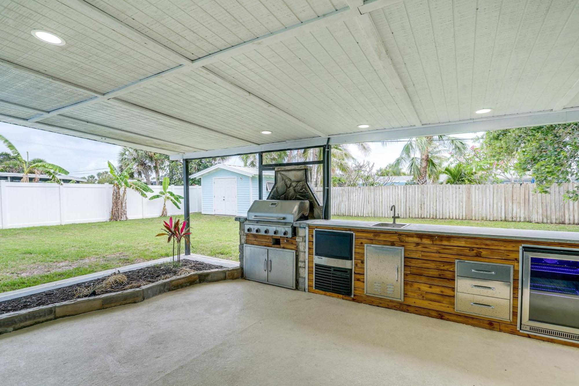 Pet-Friendly Cocoa Beach Home Walk To Beach! Eksteriør bilde